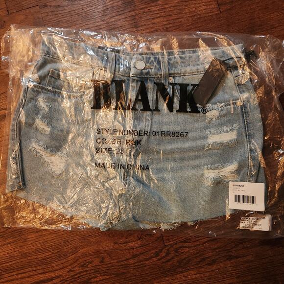 BLANKNYC Barrow Vintage High Rise Short - Read My Lips Size 28 (6) - Picture 7 of 7